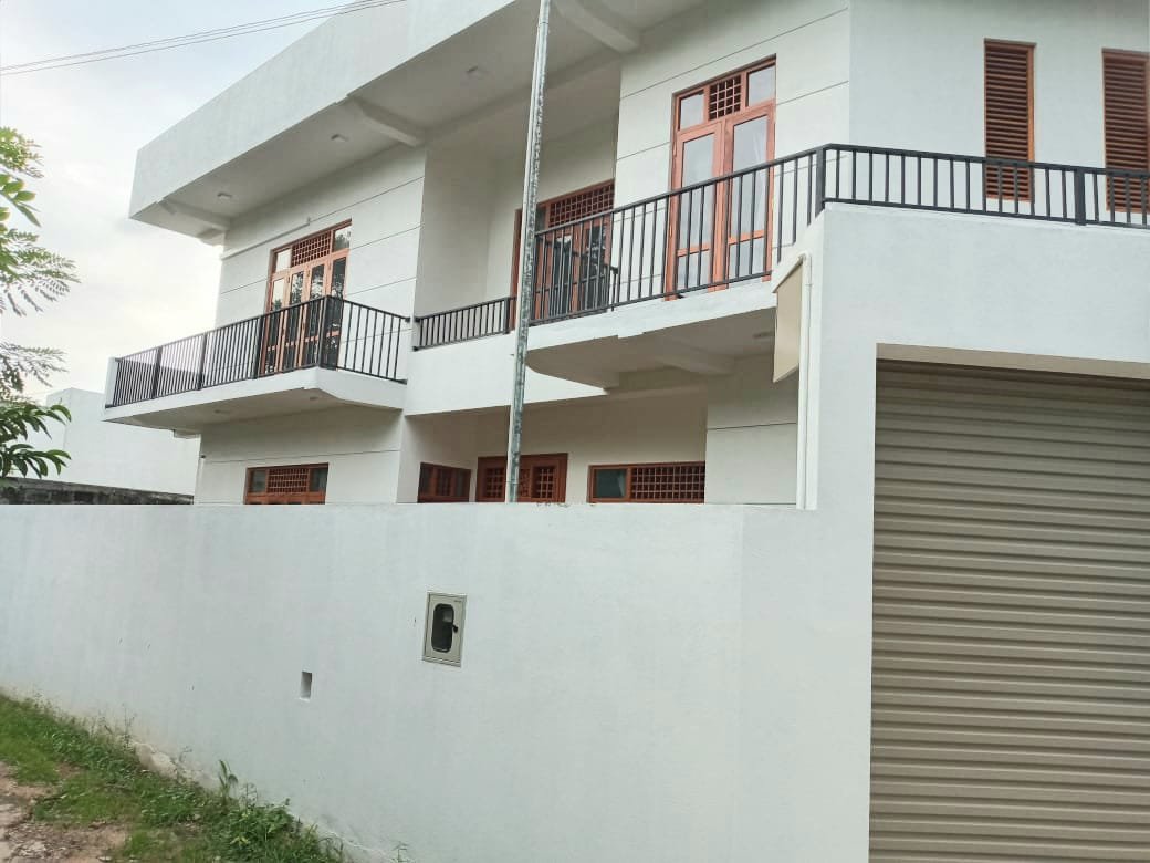 Luxury House for Sale in Pannipitiya | පන්නිපිටිය නවීන නිවසක් විකිණීමට - Image 9