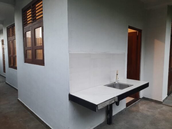 House for Sale with Land Kelaniya | නිවසක් සමඟ ඉඩමක් කැලණියෙන් - Image 9