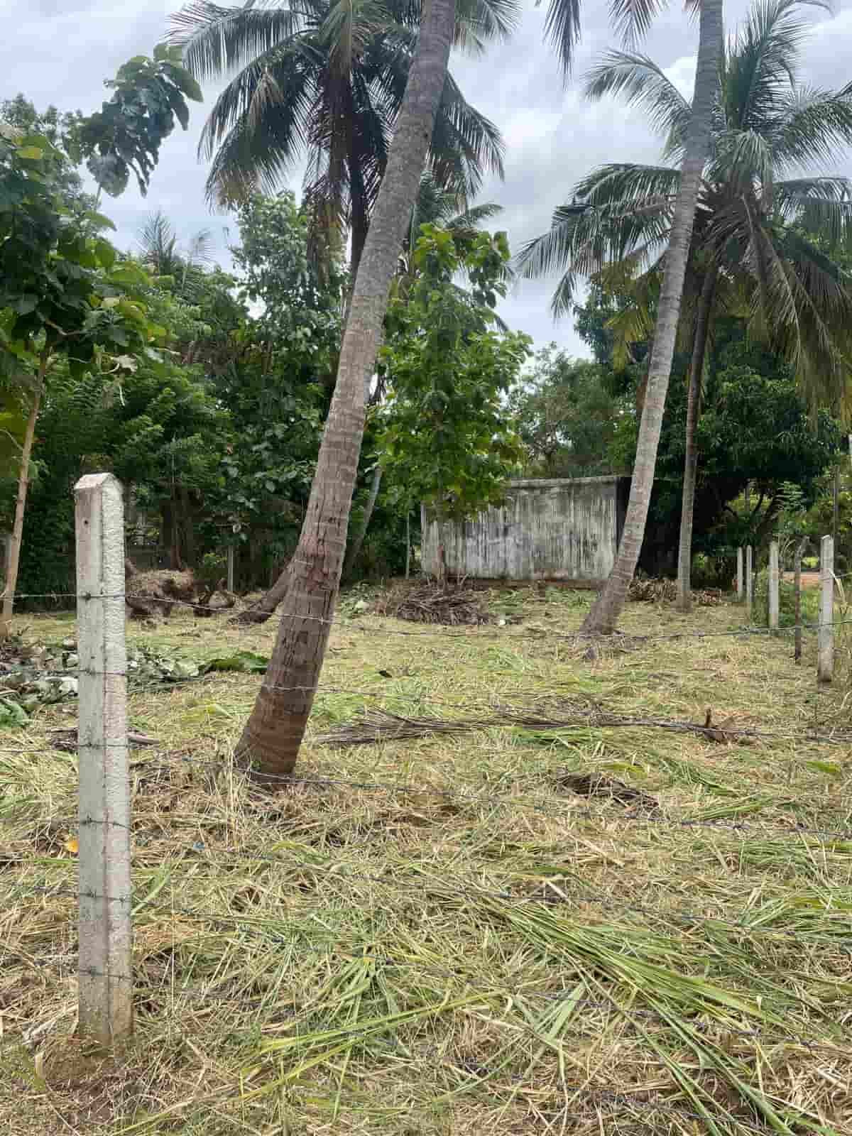 Anuradhapura House with Land for sale with a commercial building at fivestar.lk