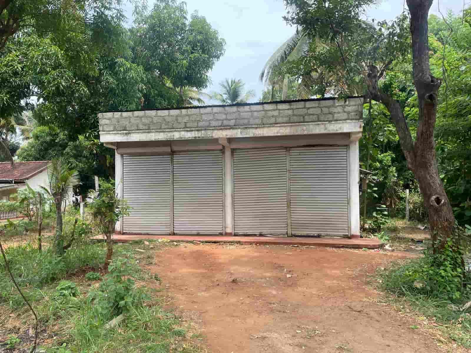 Anuradhapura House with Land for sale with a commercial building at fivestar.lk