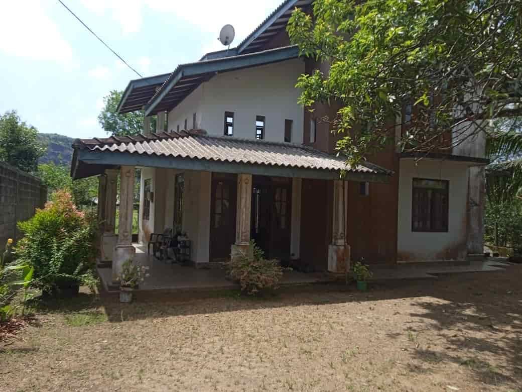 Elpitiya Land with House for sale at fivestar.lk