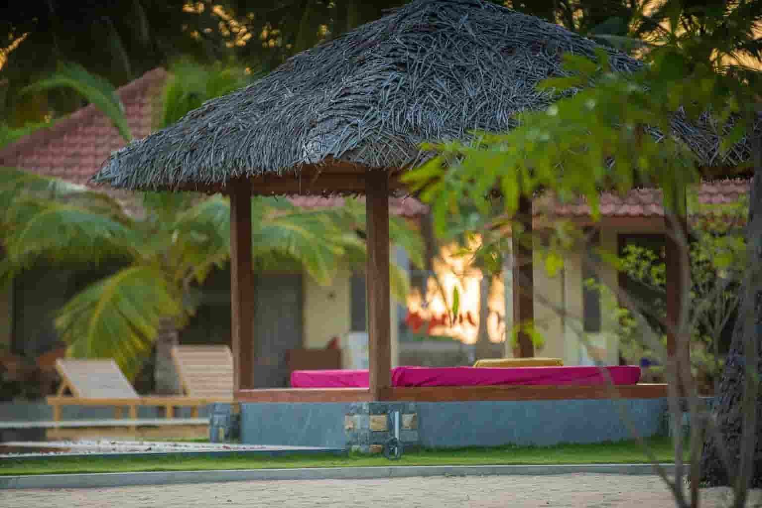 Kalpitiya Tourist Hotel for Sale at www.fivestar