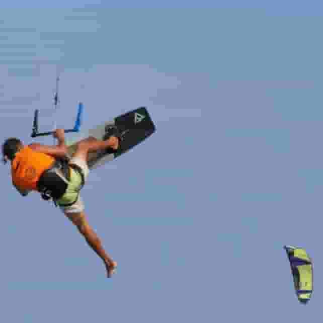 Kalpitiya Tourist Hotel for Sale at www.fivestar