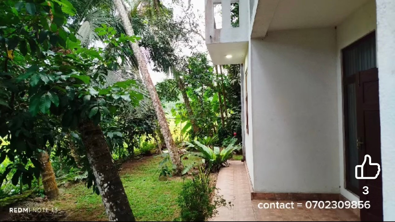House for Sale in Gampaha | ගම්පහ දෙමහල් නිවසක් ඉක්මණින් විකිණීමට - Image 2