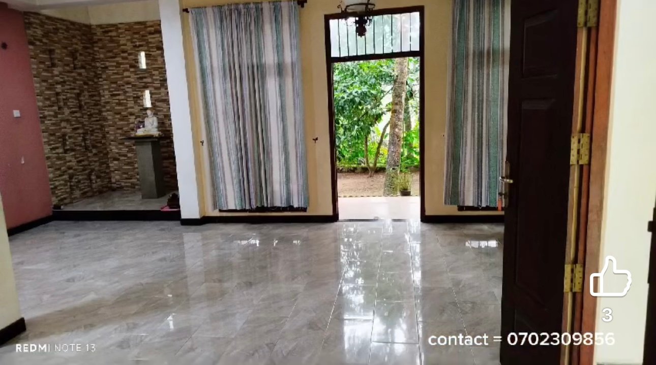 House for Sale in Gampaha | ගම්පහ දෙමහල් නිවසක් ඉක්මණින් විකිණීමට - Image 3