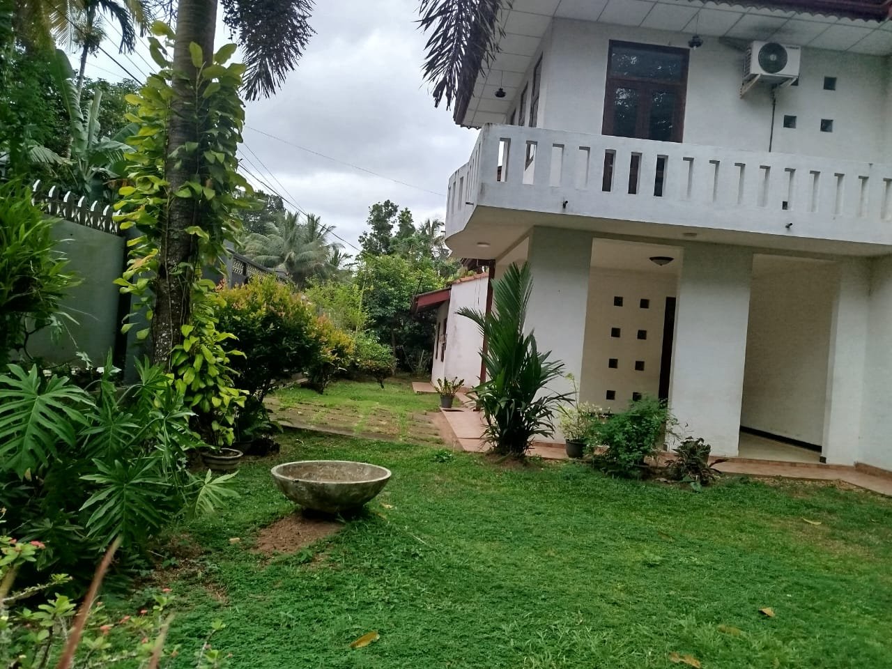 House for Sale in Gampaha | ගම්පහ දෙමහල් නිවසක් ඉක්මණින් විකිණීමට - Image 11